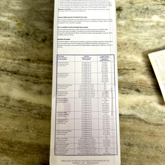 Wilton Roller/Cutter/Mat Fondant Tool Set - 3 pcs - Picture 9 of 15